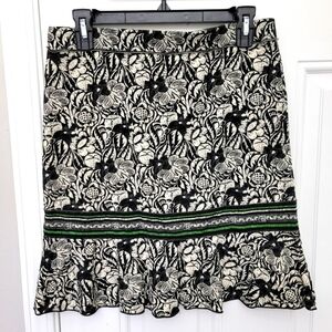 Max Studio Lightweight Pull On Mini Skirt Black Ivory Floral Flutter Hem Size M